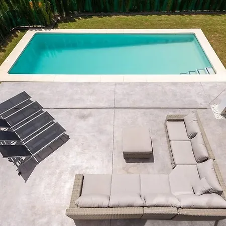 Villa Casa Innes: Entire 5 Bed Modern Villa. Pool. Valle Romano Estepona
