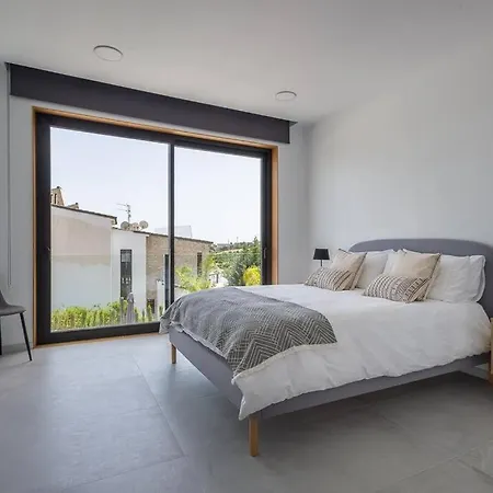 Casa Innes: Entire 5 Bed Modern Villa. Pool. Valle Romano Villa